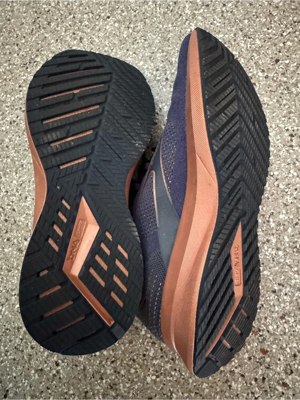 Brooks Levitate 5 Running Shoes - Navy Blue 8.5
